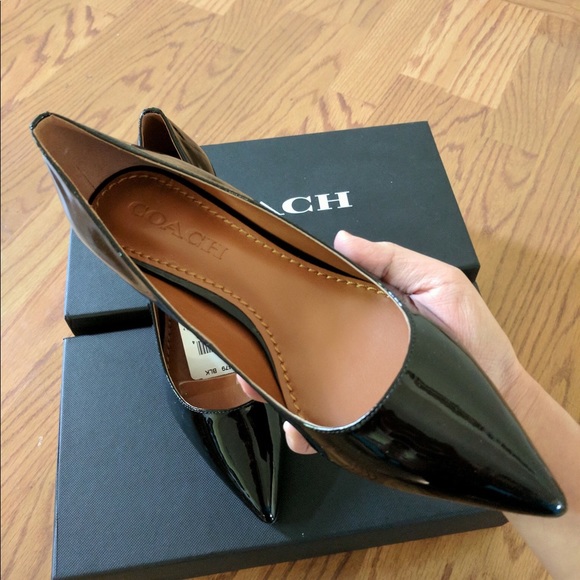 Coach Mid Heel Pump - Picture 2 of 4